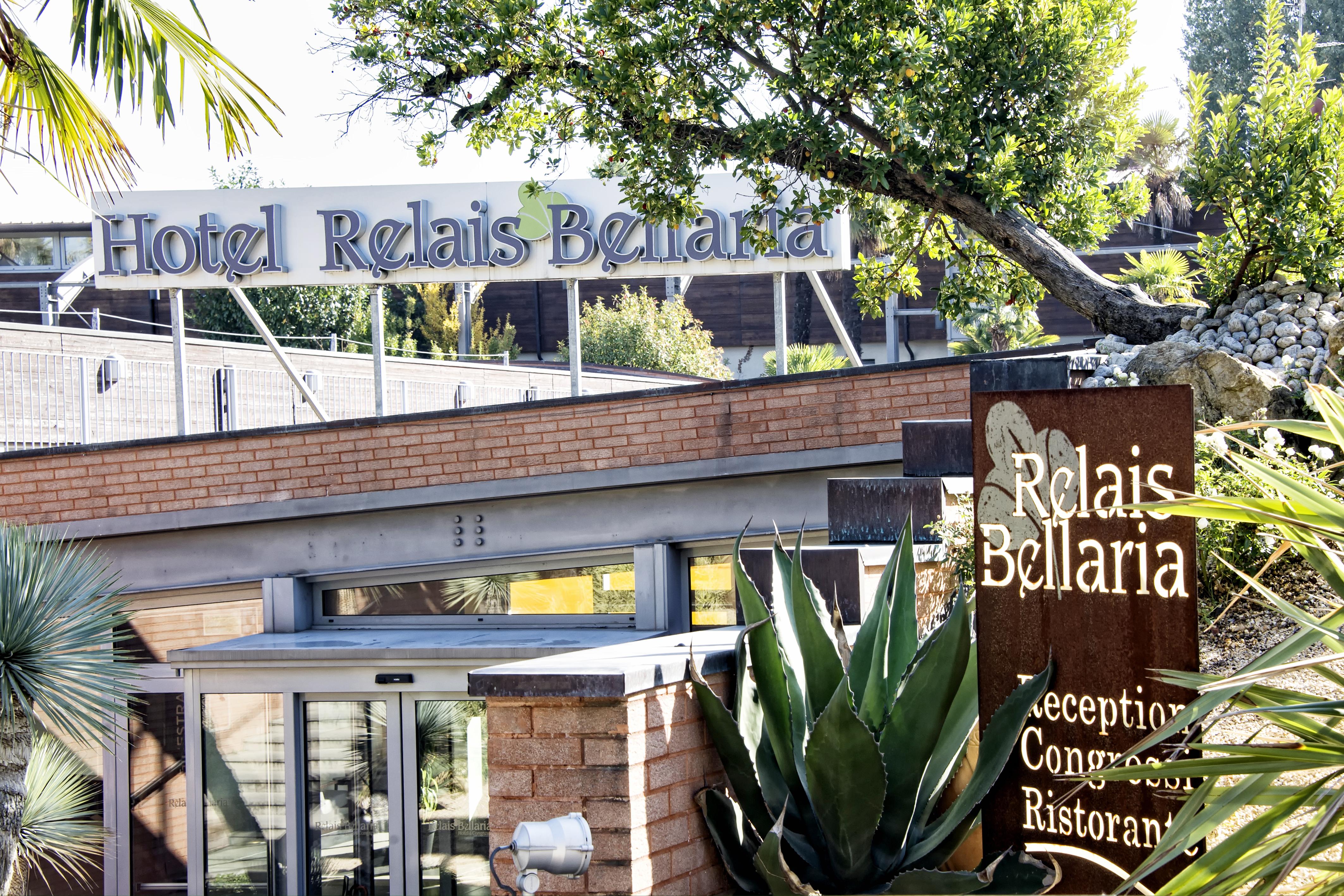 Relais Bellaria Hotel & Congressi Сан-Ладзаро-ди-Савена Экстерьер фото