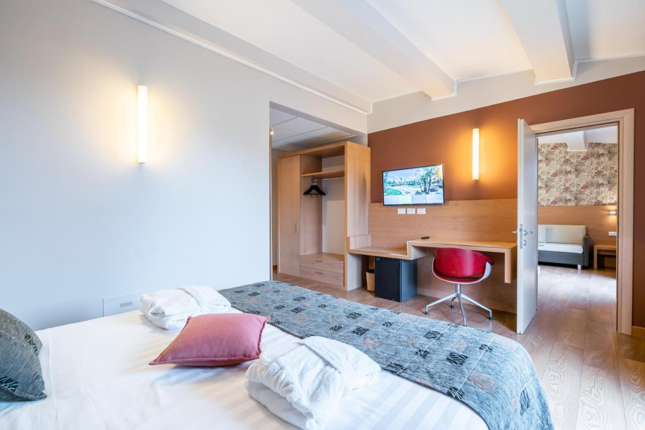 Relais Bellaria Hotel & Congressi Сан-Ладзаро-ди-Савена Экстерьер фото