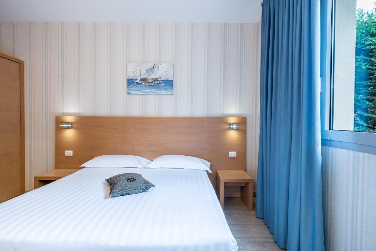 Relais Bellaria Hotel & Congressi Сан-Ладзаро-ди-Савена Экстерьер фото