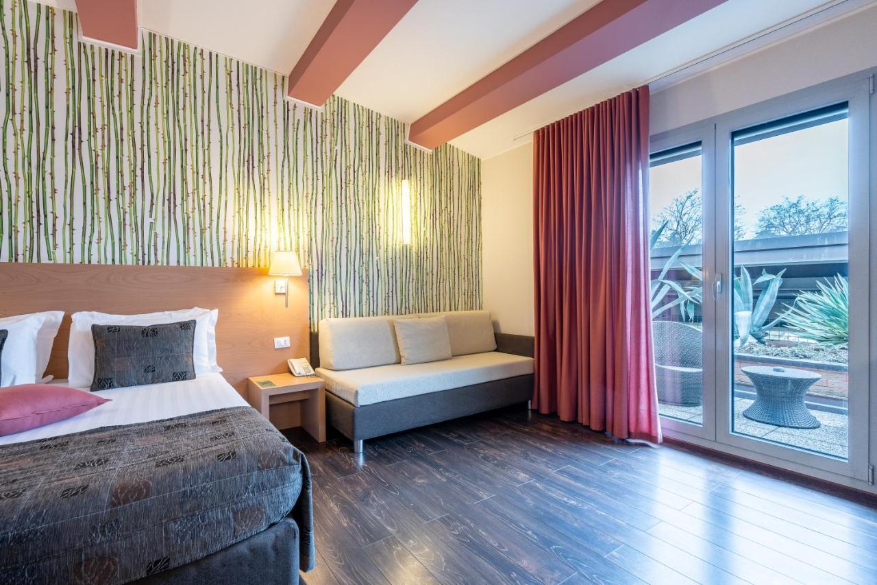 Relais Bellaria Hotel & Congressi Сан-Ладзаро-ди-Савена Экстерьер фото