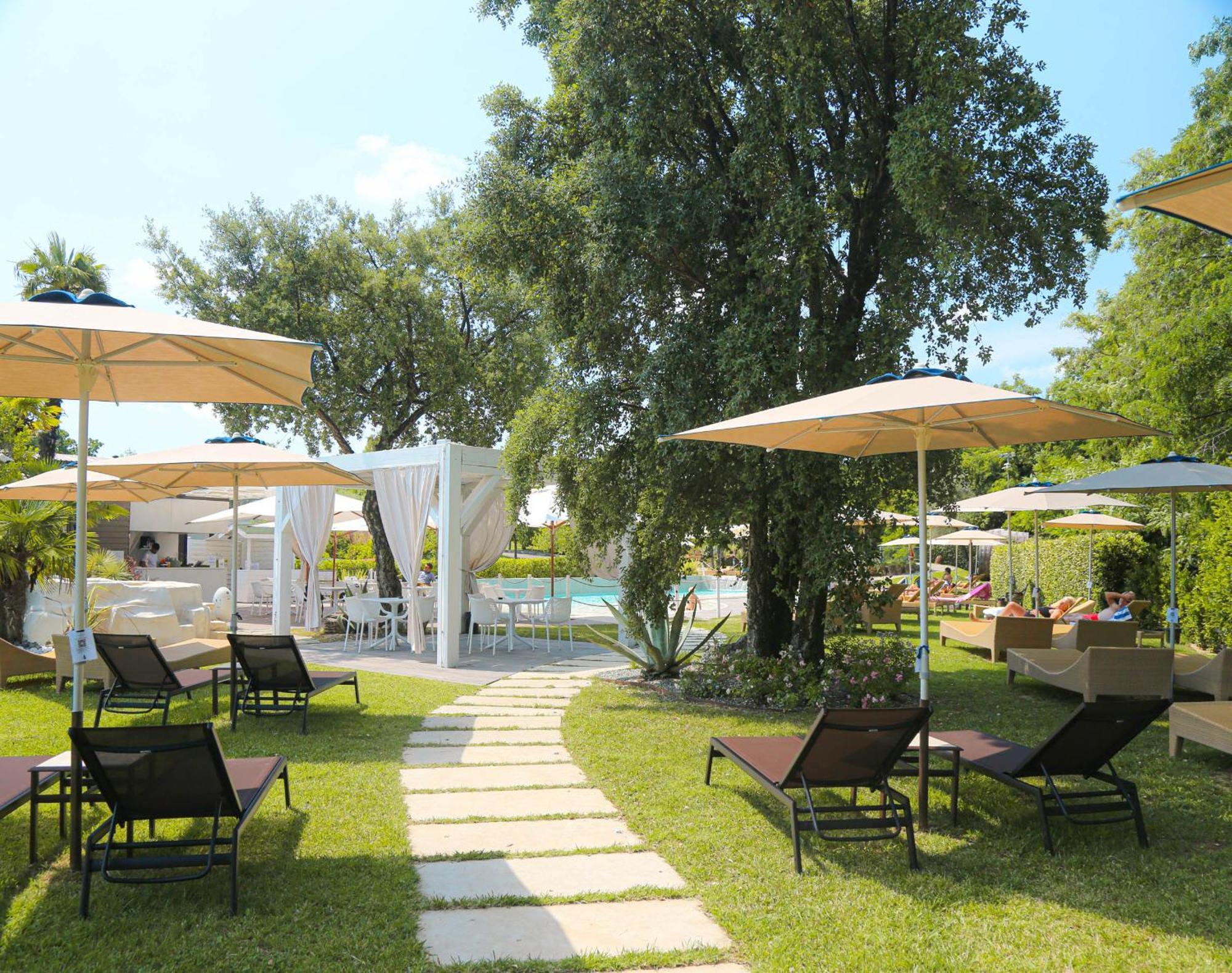 Relais Bellaria Hotel & Congressi Сан-Ладзаро-ди-Савена Экстерьер фото