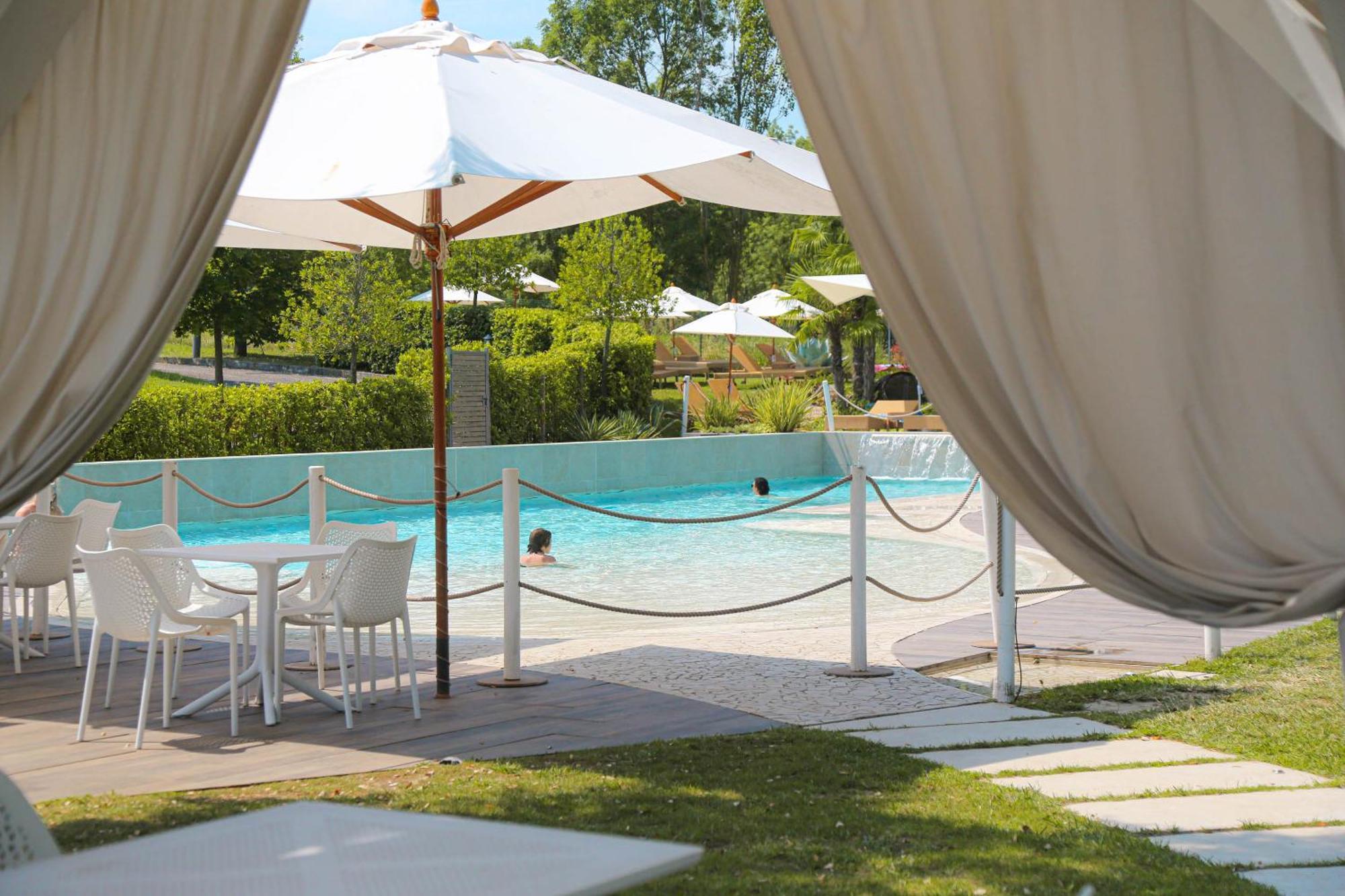 Relais Bellaria Hotel & Congressi Сан-Ладзаро-ди-Савена Экстерьер фото